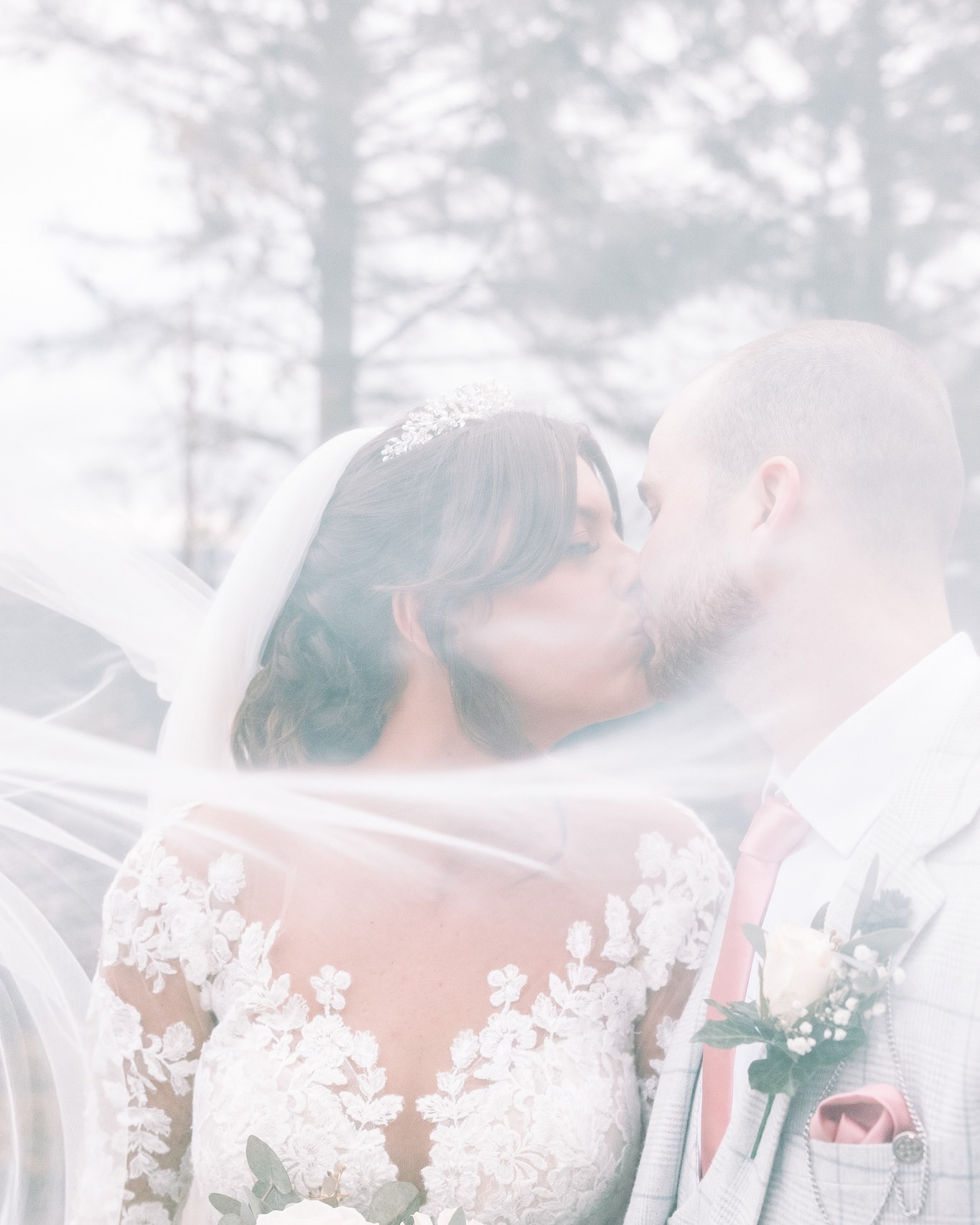 NORTH EAST & NORTHUMBERLAND WEDDING PHOTOGRAPHER