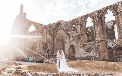 ROBERT & CHARLOTTE: A TITHE BARN WEDDING
