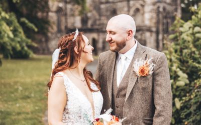 SADDIE & LIAM: A NEW BANKTOP WEDDING