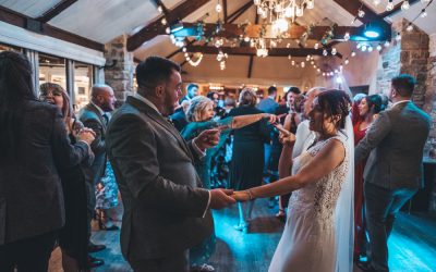 Storytelling Wedding Photography: The Rise of Authentic Wedding Narratives