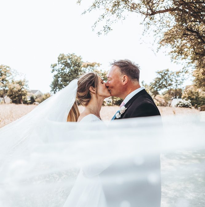 NATASHA & EDWARD: A RETREAT FARM WEDDING