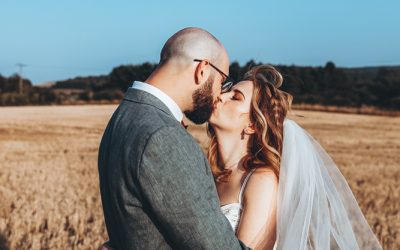HAYLEY & SAMUEL: A MANOR ROOMS WEDDING