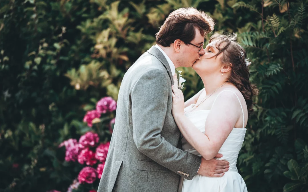 DAVID & LAURA: A SOUTH CAUSEY INN WEDDING