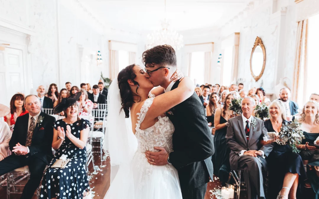 JAMIE & BEN: A LARTINGTON HALL WEDDING